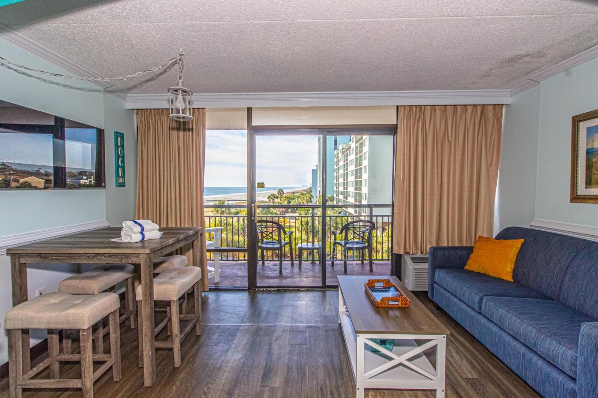 Oversized Ocean View Queen Suite With Beautiful Fireplace And Accents - Sleeps 4 Guests! Myrtle Beach Phòng bức ảnh