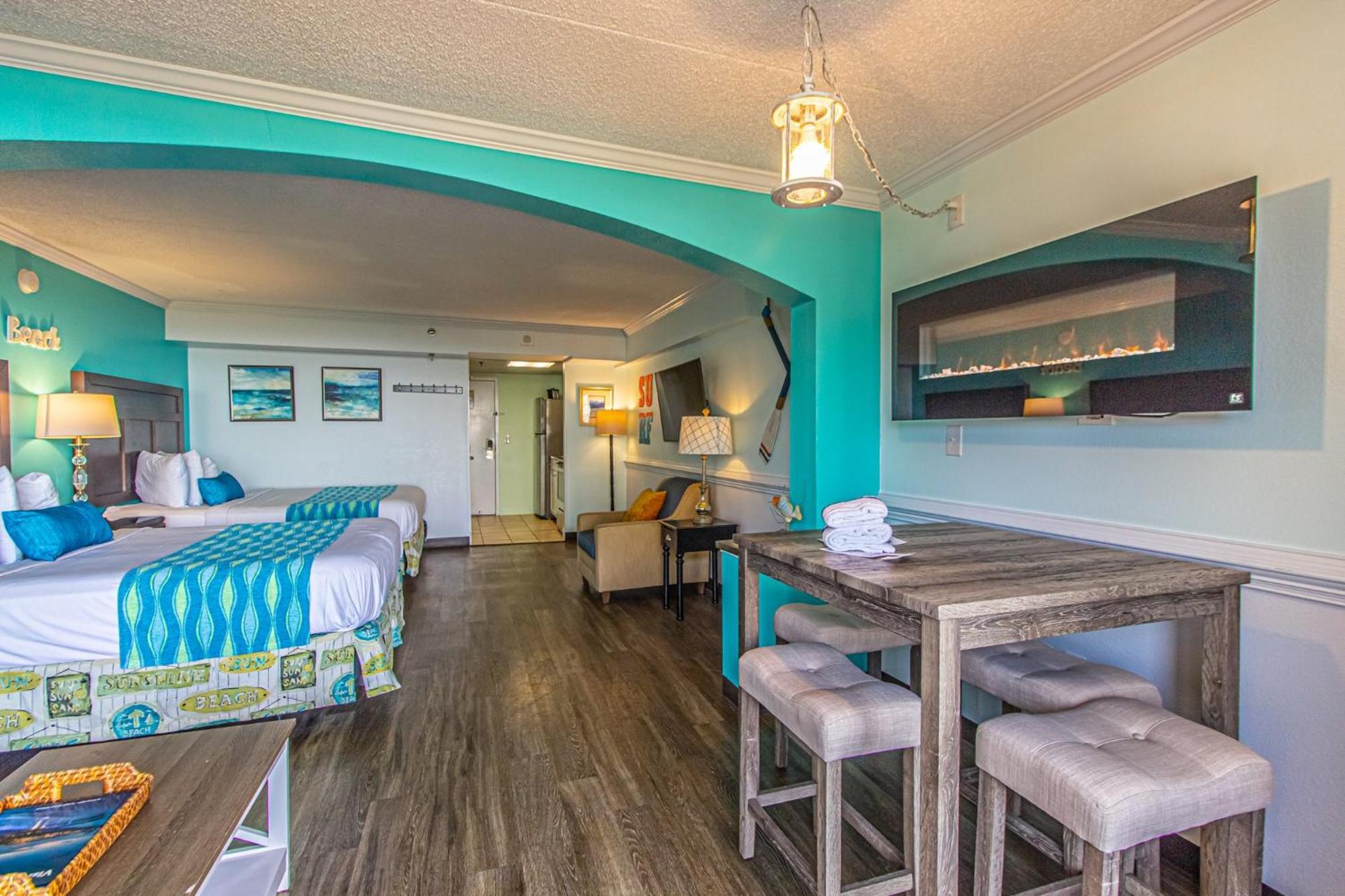 Oversized Ocean View Queen Suite With Beautiful Fireplace And Accents - Sleeps 4 Guests! Myrtle Beach Phòng bức ảnh