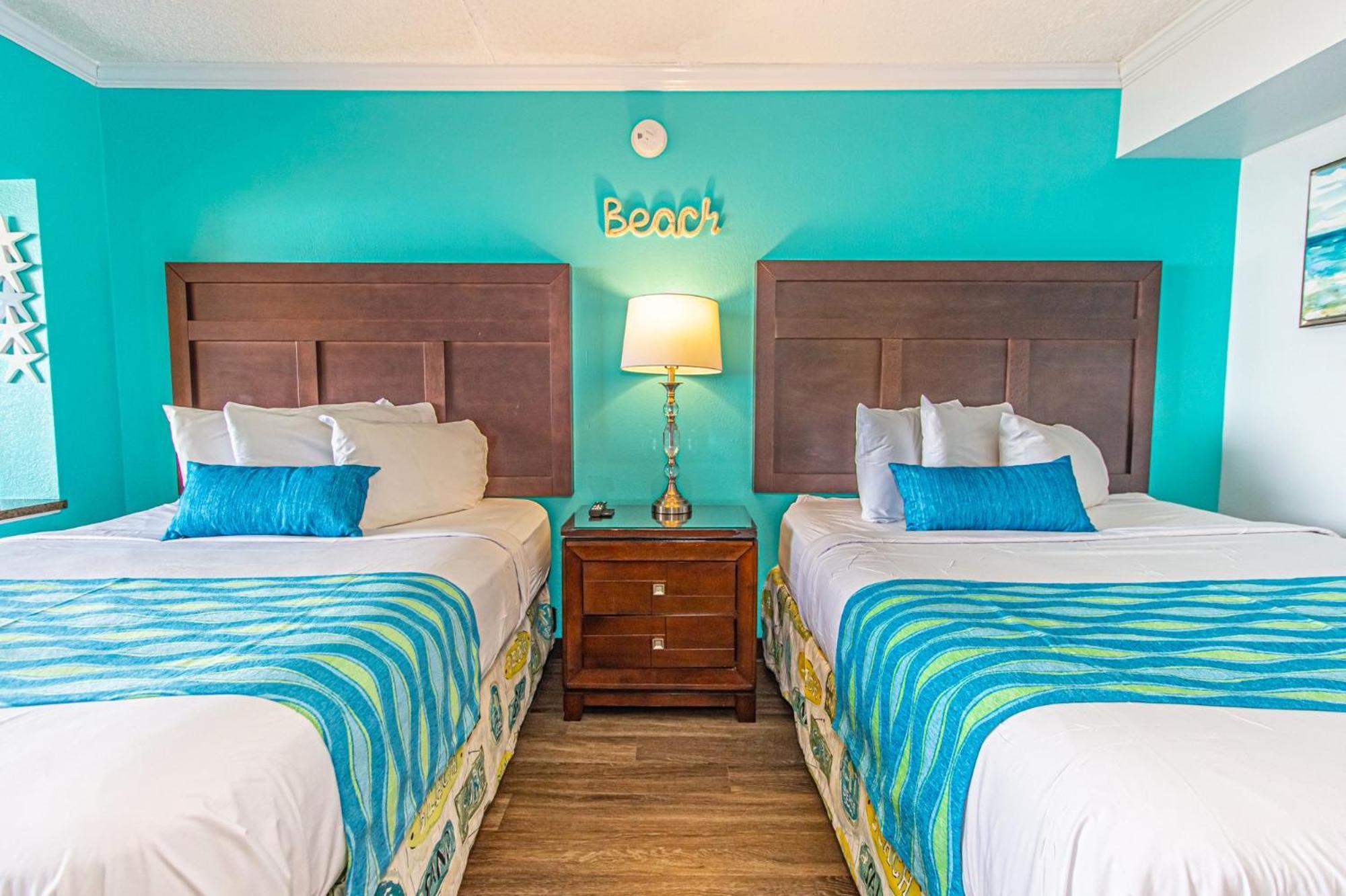 Oversized Ocean View Queen Suite With Beautiful Fireplace And Accents - Sleeps 4 Guests! Myrtle Beach Phòng bức ảnh
