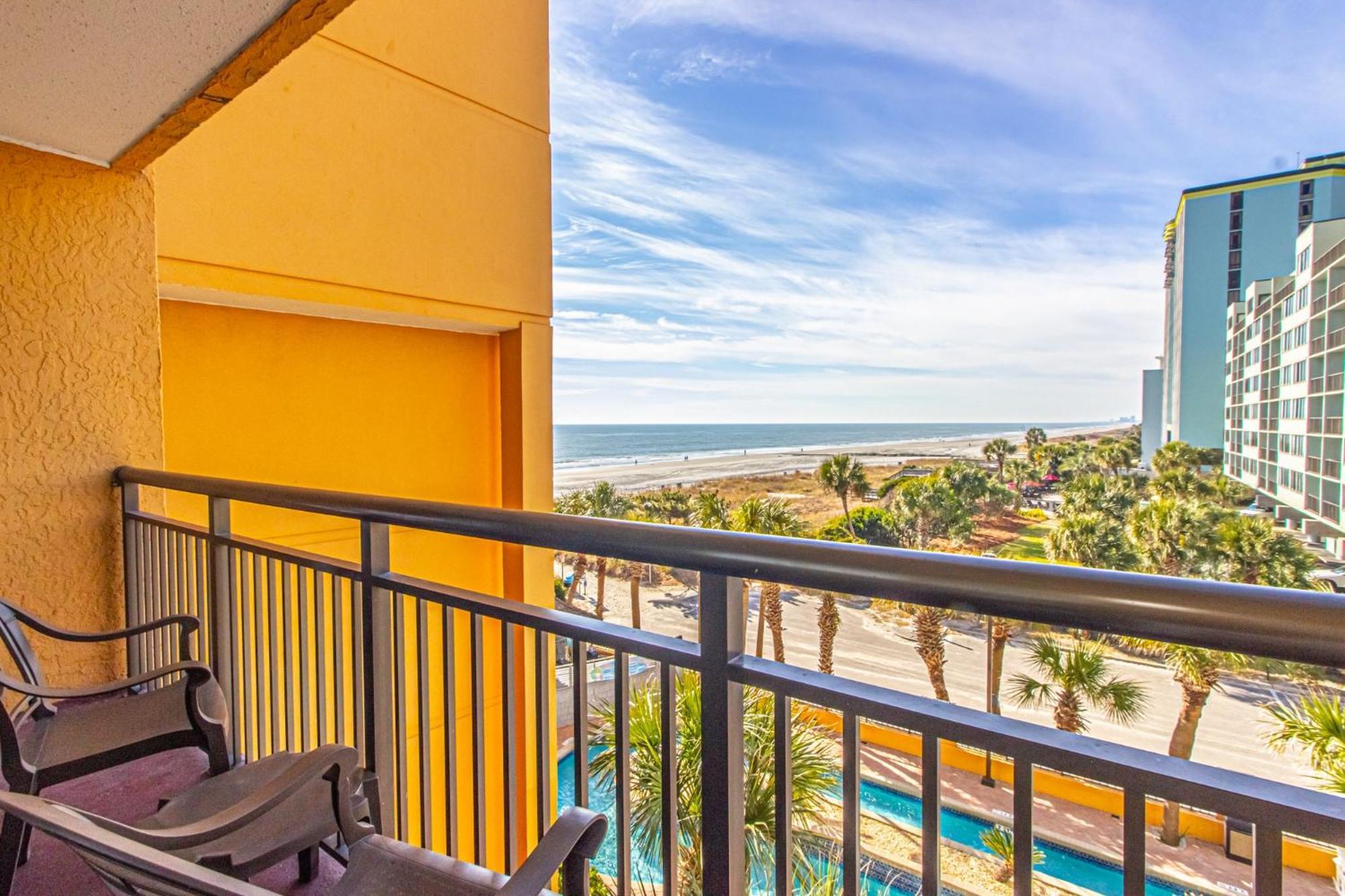 Oversized Ocean View Queen Suite With Beautiful Fireplace And Accents - Sleeps 4 Guests! Myrtle Beach Phòng bức ảnh